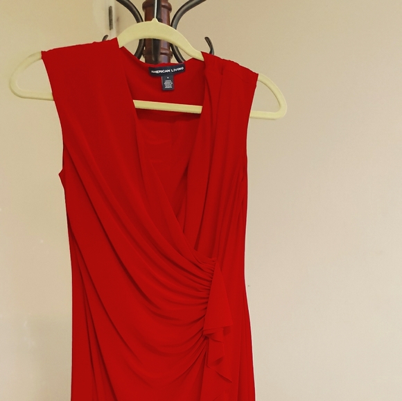 Dress - Picture 1 of 2